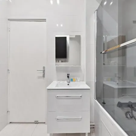 269 Pereire - Superb In * Paris